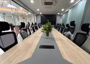 4 Person Coworking Desk