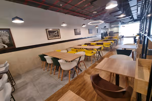 5 Person Coworking Desk