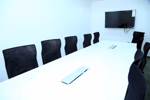 4 Person Coworking Desk