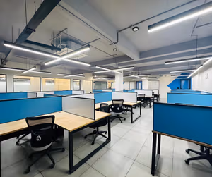 10 Person Coworking Desk