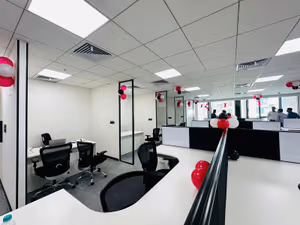 6 Person Coworking Desk