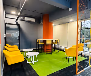 6 Person Coworking Desk