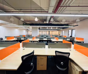 8 Person Coworking Desk