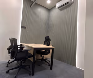 1 Person Coworking Desk