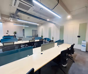 10 Person Coworking Desk