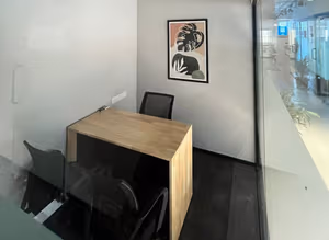 15 Person Private Office