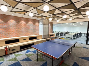 200 Person Private Office