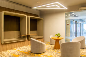 4 Person Coworking Desk