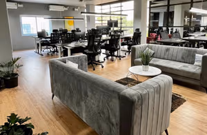 1 Person Coworking Desk