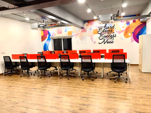 1 Person Coworking Desk
