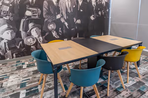 5 Person Coworking Desk