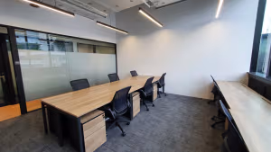 3 Person Coworking Desk