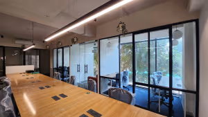 5 Person Coworking Desk