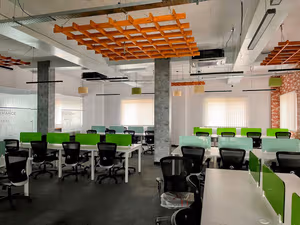 5 Person Coworking Desk