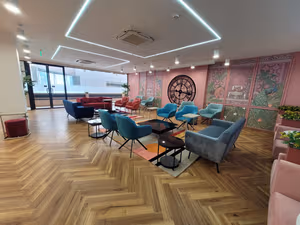 40 Person Private Office