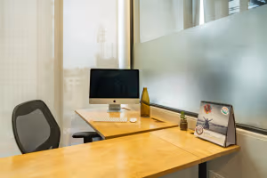 8 Person Coworking Desk