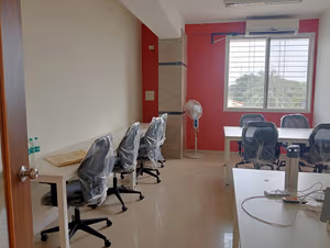 5 Person Private Office