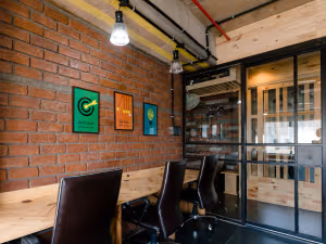 4 Person Coworking Desk