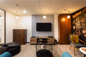 20 Person Private Office