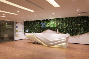 500 Person Private Office