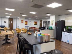 25 Person Private Office
