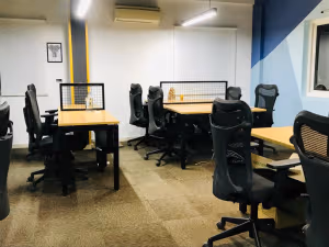 7 Person Coworking Desk