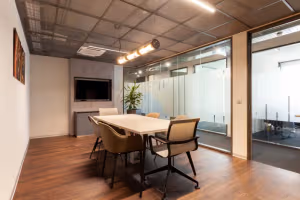 25 Person Private Office