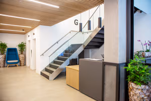 100 Person Enterprise Suite