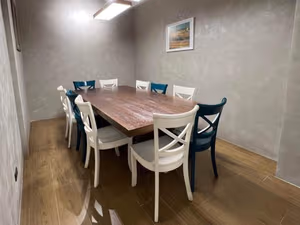 1 Person Private Office