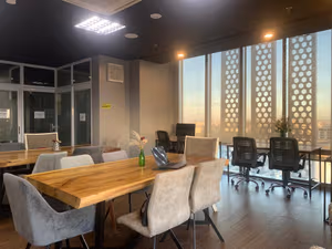 5 Person Private Office