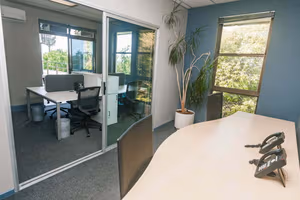 4 Person Private Office