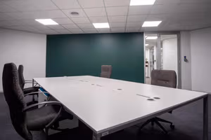 10 Person Private Office