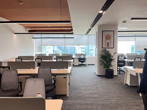 84 Person Private Office
