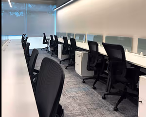 11 Person Private Office