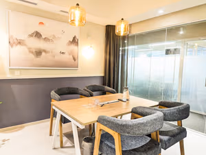 5 Person Coworking Desk