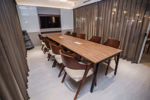 1 Person Coworking Desk