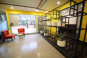 25 Person Private Office