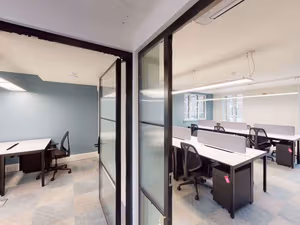 10 Person Private Office