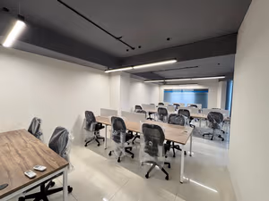 5 Person Coworking Desk