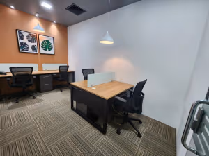 1 Person Coworking Desk