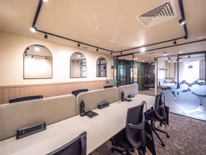 12 Person Private Office