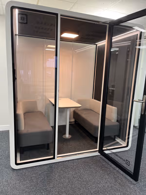5 Person Private Office