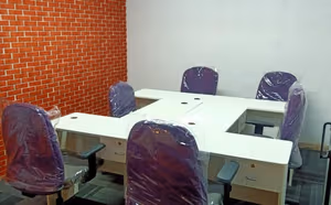 1 Person Coworking Desk