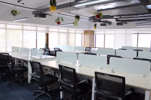 28 Person Private Office