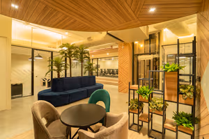 4 Person Coworking Desk