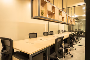 8 Person Coworking Desk