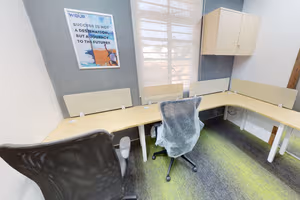 4 Person Coworking Desk