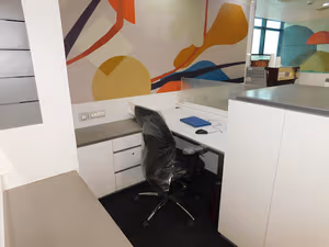 5 Person Coworking Desk