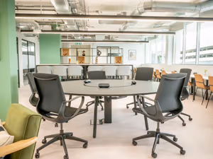 5 Person Private Office