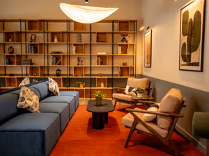 10 Person Private Office